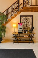 Village Inn & Suites