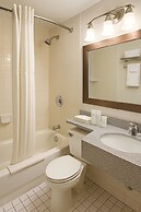 Village Inn & Suites