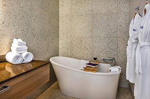 Hotel Royal William, an Ascend Collection Hotel