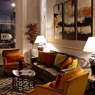 54 Queens Gate Hotel