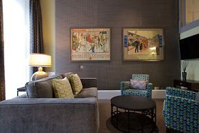 54 Queens Gate Hotel