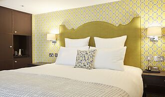 54 Queens Gate Hotel