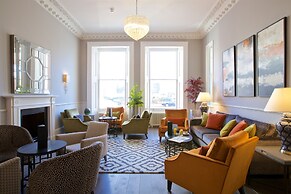 54 Queens Gate Hotel