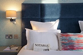 54 Queens Gate Hotel