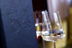 54 Queens Gate Hotel