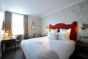 54 Queens Gate Hotel