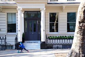 54 Queens Gate Hotel