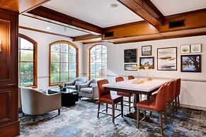 Ayres Suites Mission Viejo – Lake Forest