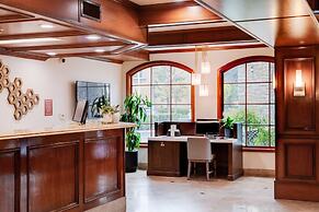 Ayres Suites Mission Viejo – Lake Forest
