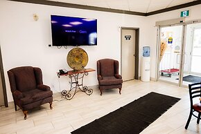 Super 8 by Wyndham Drayton Valley