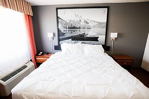 Super 8 by Wyndham Drayton Valley