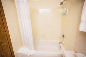 Super 8 by Wyndham Drayton Valley