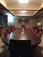 Super 8 by Wyndham Red Deer