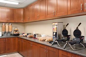 Super 8 by Wyndham Regina