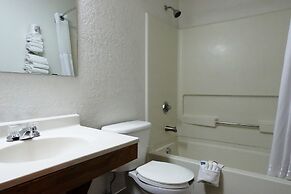 Super 8 by Wyndham Regina