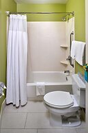 SpringHill Suites Charleston Riverview