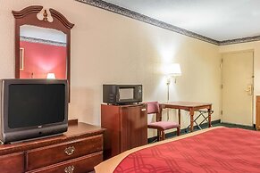 Econo Lodge Airport