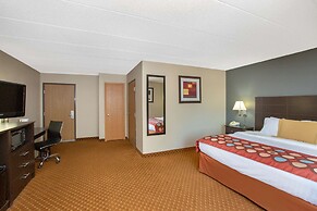 AmericInn by Wyndham Coralville