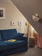 Handsome Hotel
