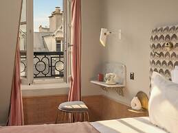 Handsome Hotel