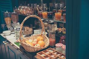 Villa Otero by Happyculture