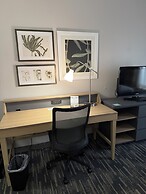 Country Inn & Suites by Radisson, Elgin, IL