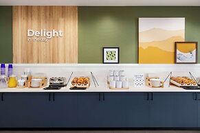 Spark by Hilton Orlando Universal Blvd