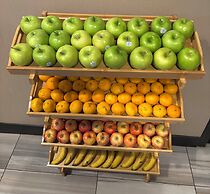 Super 8 by Wyndham Macleod Trail Calgary