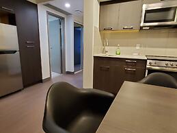 Super 8 by Wyndham Macleod Trail Calgary