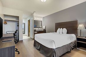 Super 8 by Wyndham Macleod Trail Calgary