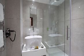 Golden Tulip Cannes hotel de Paris