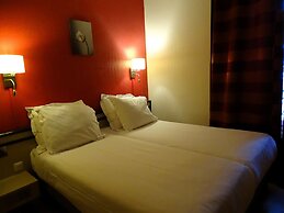 Hipotel Belgrand Edith Piaf