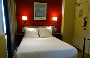 Hipotel Belgrand Edith Piaf