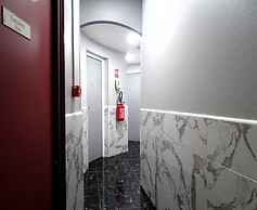 Hipotel Belgrand Edith Piaf