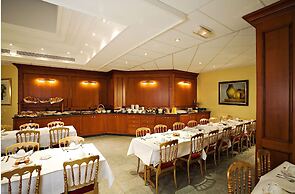 Hotel Bristol