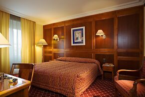 Hotel Bristol