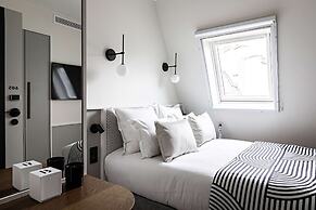 Best Western Premier The Blake Paris Gare Saint Lazare