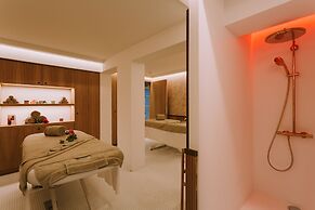 Grand Tonic Hotel & SPA NUXE