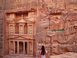 Grand Mercure Petra