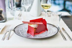 Radisson Blu Balmoral Hotel, Spa