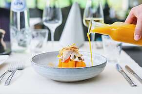 Radisson Blu Balmoral Hotel, Spa