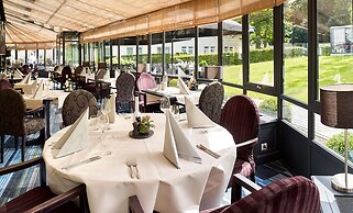 Radisson Blu Balmoral Hotel, Spa