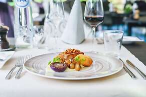 Radisson Blu Balmoral Hotel, Spa