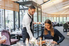 Radisson Blu Balmoral Hotel, Spa