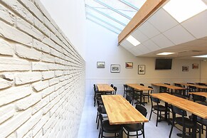 Brit Hotel Calais
