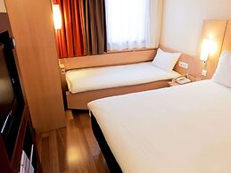 ibis Paris 17 Clichy-Batignolles
