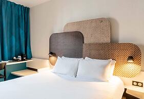 B&B HOTEL Chartres Centre Cathédrale