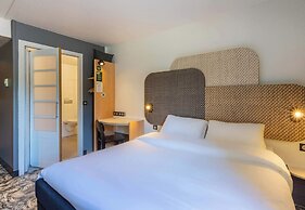B&B HOTEL Chartres Centre Cathédrale