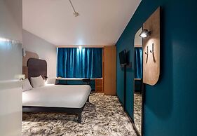 B&B HOTEL Chartres Centre Cathédrale