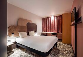 B&B HOTEL Chartres Centre Cathédrale